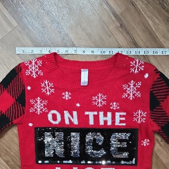 RED AND BLACK NICE AND NAUGHTY LIST SWIPE REVERSIBLE CHRISTMAS SWEATER SIZE M - Picture 13 of 15
